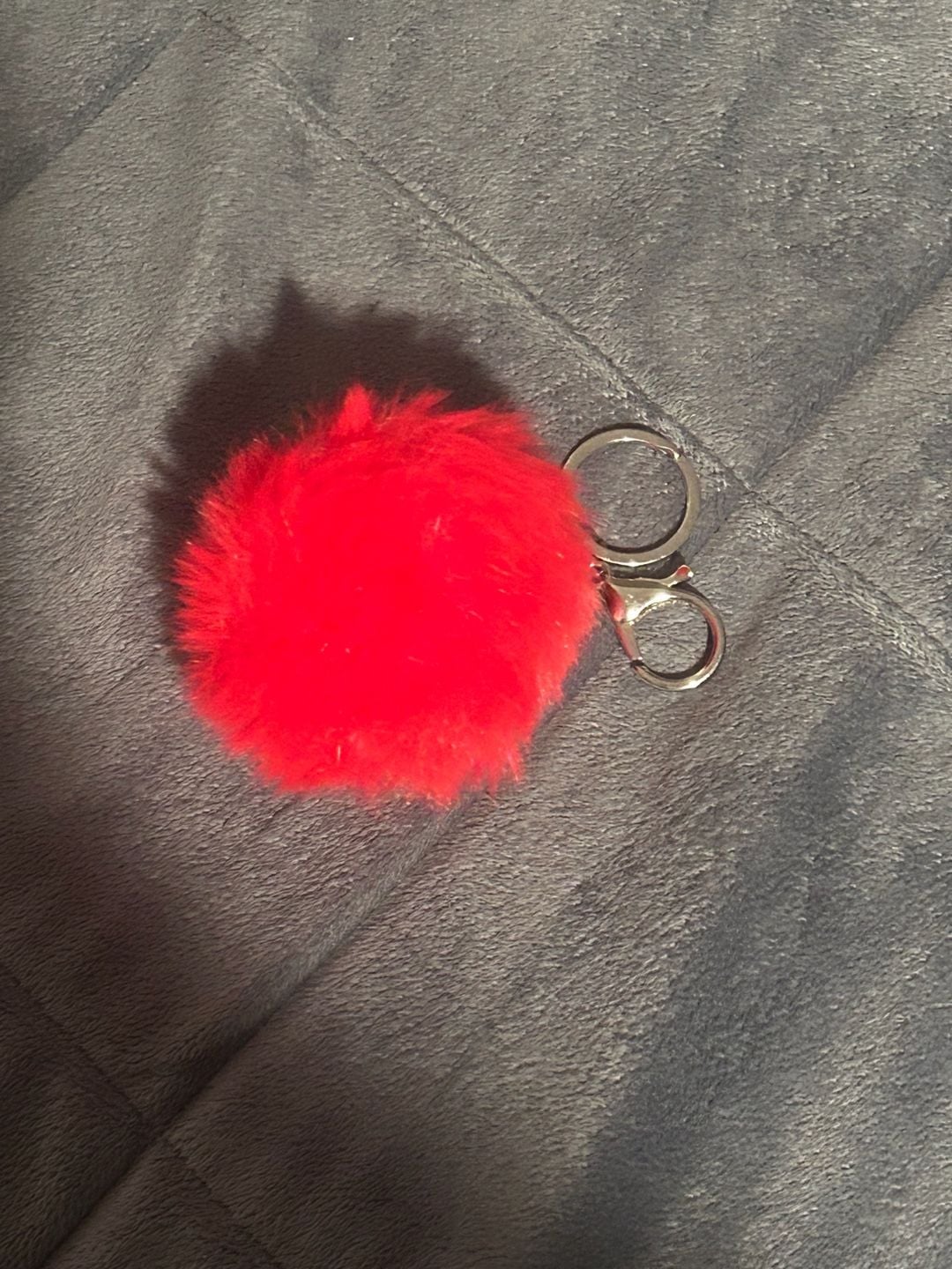 Unbranded Red Faux Fur Pom Pom Keychain Charm 1