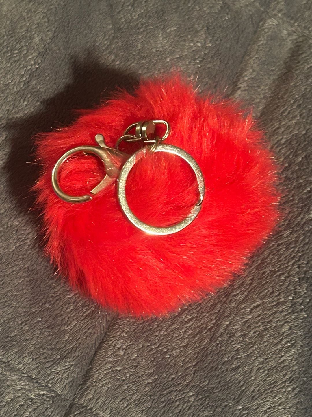 Unbranded Red Faux Fur Pom Pom Keychain Charm 2