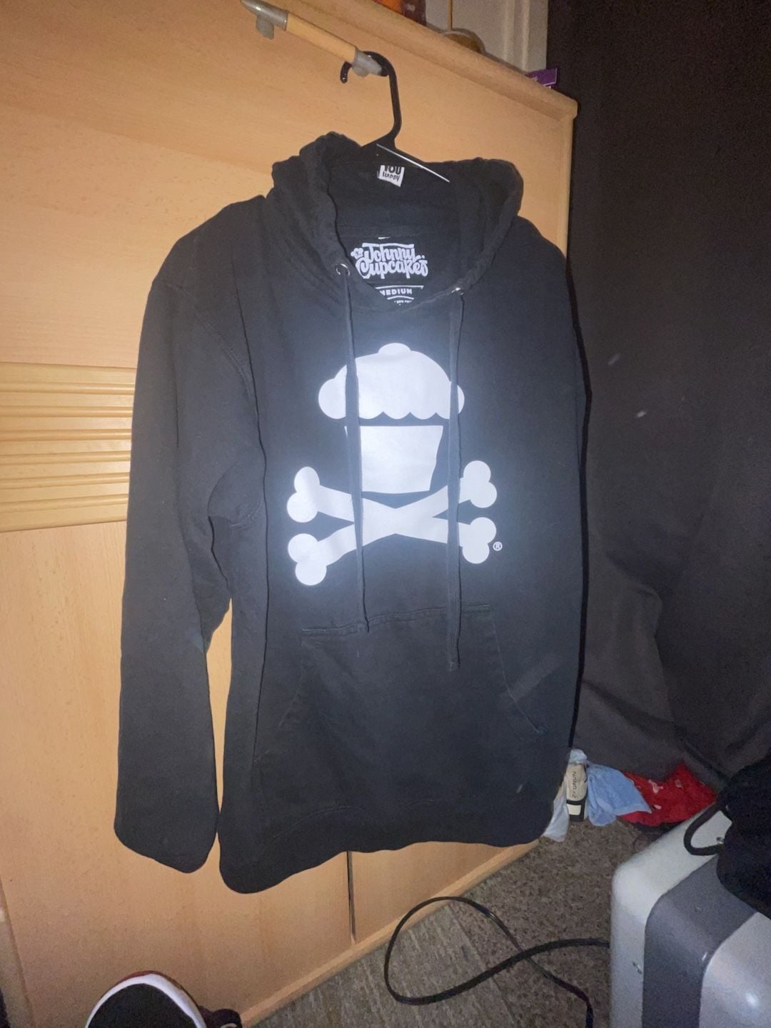 Johnny Cupcakes Classic Crossbones Hoodie Medium Black 2