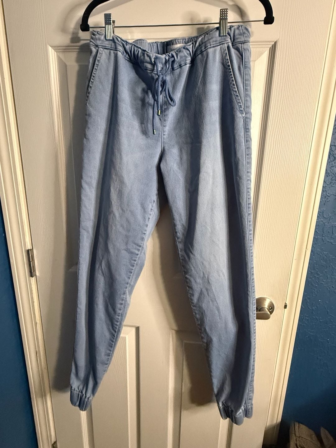 Skinnygirl Jeans Women’s S Long Light Wash Denim Jogger Pants Drawstring 2