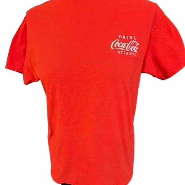 Coca-Cola Drink Atlanta T-Shirt Size M Red Cotton Short Sleeve