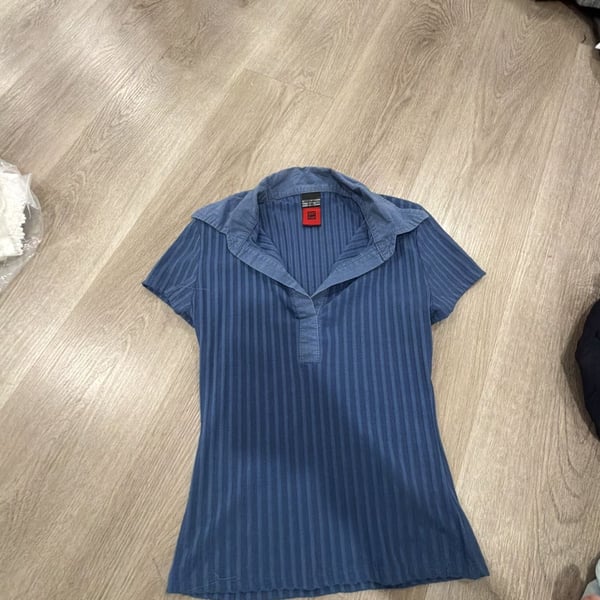 No Boundaries Polo Shirt Blue Ribbed Collared Y2K Short Sleeve