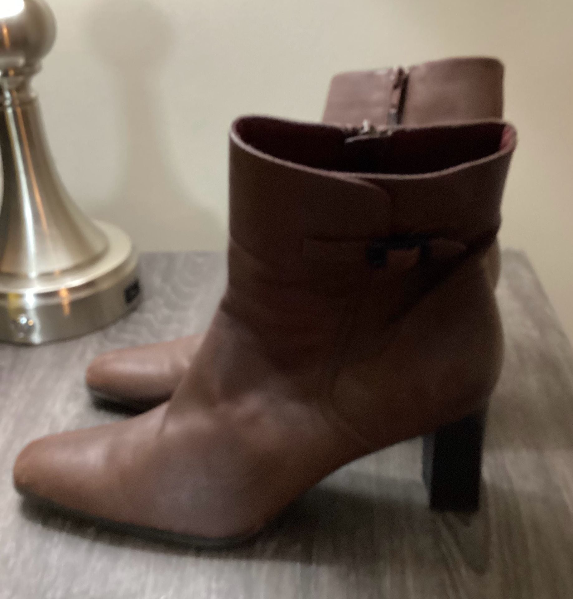 Naturalizer Brown Leather Ankle Boots Block Heel 9