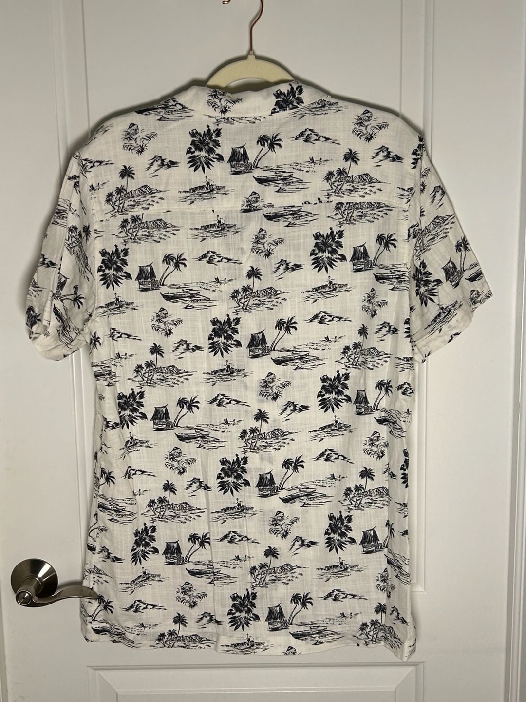 Jeremiah Caddo Camp Shirt Size M White Black Tropical Print Short Sleeve 3