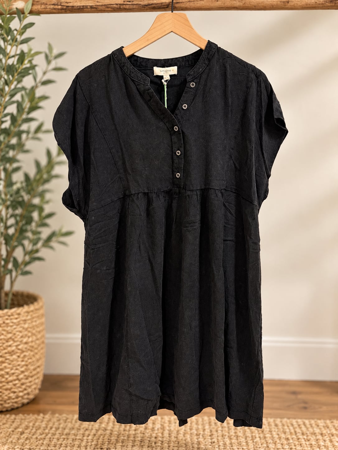 NWT Umgee Button Pleat Dress Sz XL Black Acid Wash Short Sleeve 2