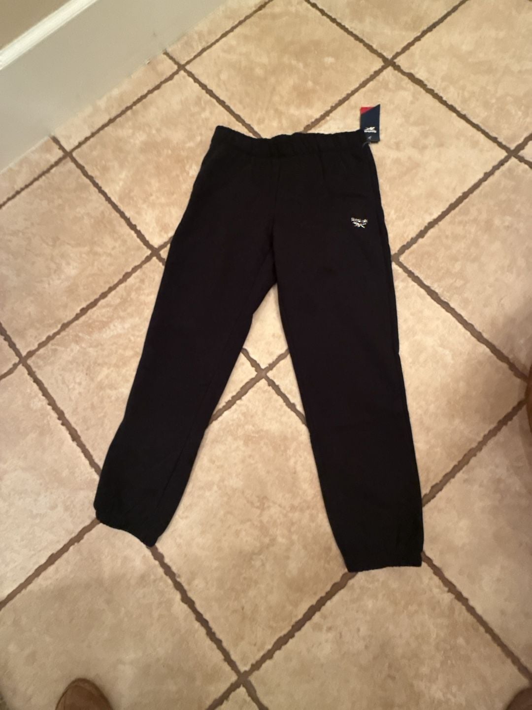 Reebok Cuffed Sweatpants Size M Black 3
