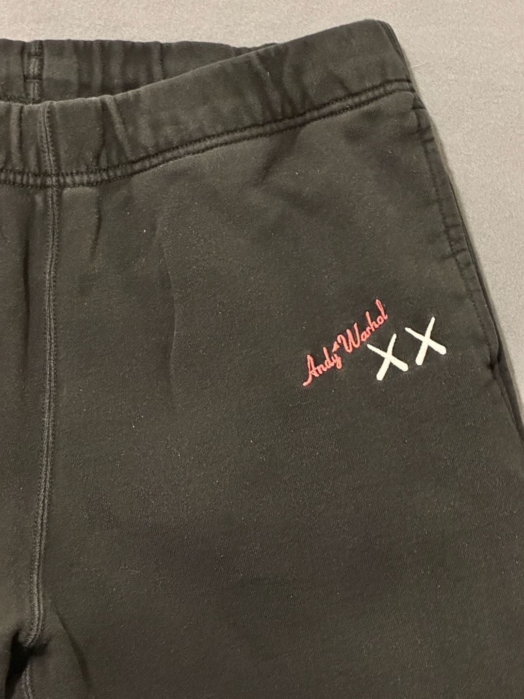 Uniqlo KAWS x Andy Warhol Sweatpants Size L Black Fleece Joggers 3