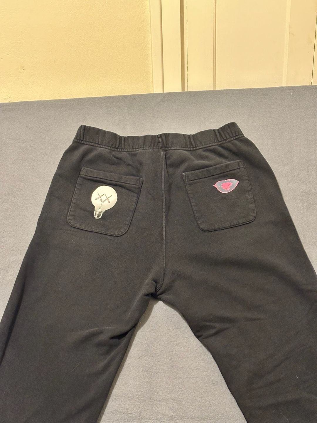 Uniqlo KAWS x Andy Warhol Sweatpants Size L Black Fleece Joggers 5