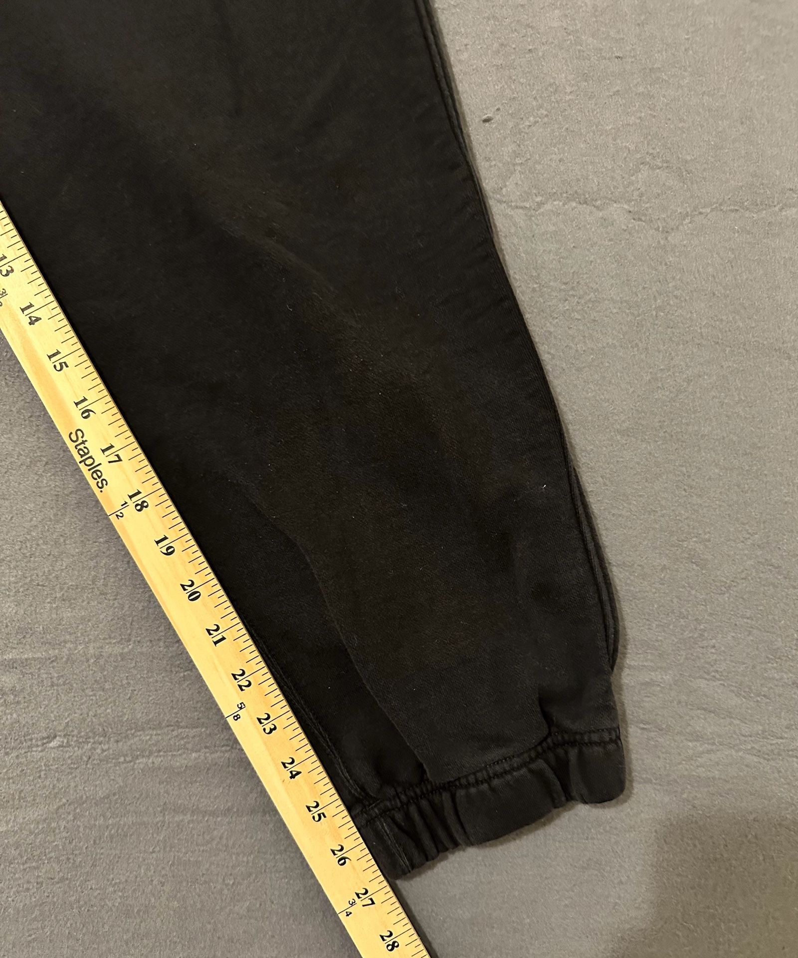Uniqlo KAWS x Andy Warhol Sweatpants Size L Black Fleece Joggers 10