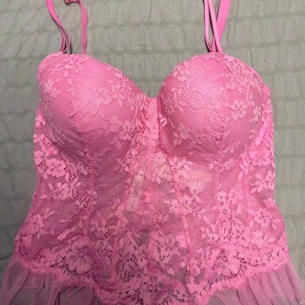 Victoria's Secret Dream Angels Bra Top M-DD Pink Lace