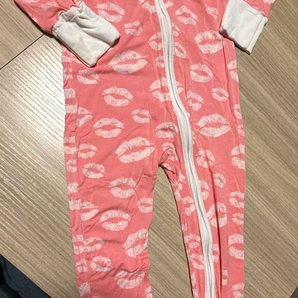 Little Sleepies Kisses Pink Lip Print Zippy Pajama Set 6-12 Months