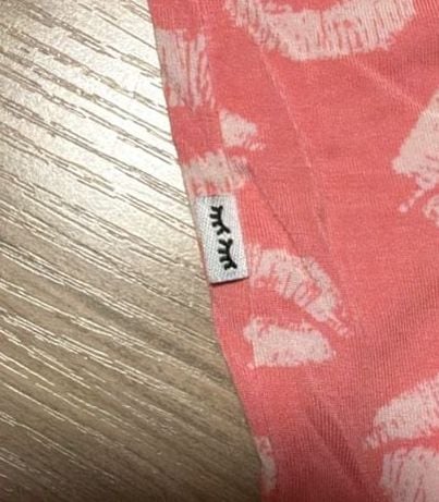 Little Sleepies Kisses Pink Lip Print Zippy Pajama Set 6-12 Months 7