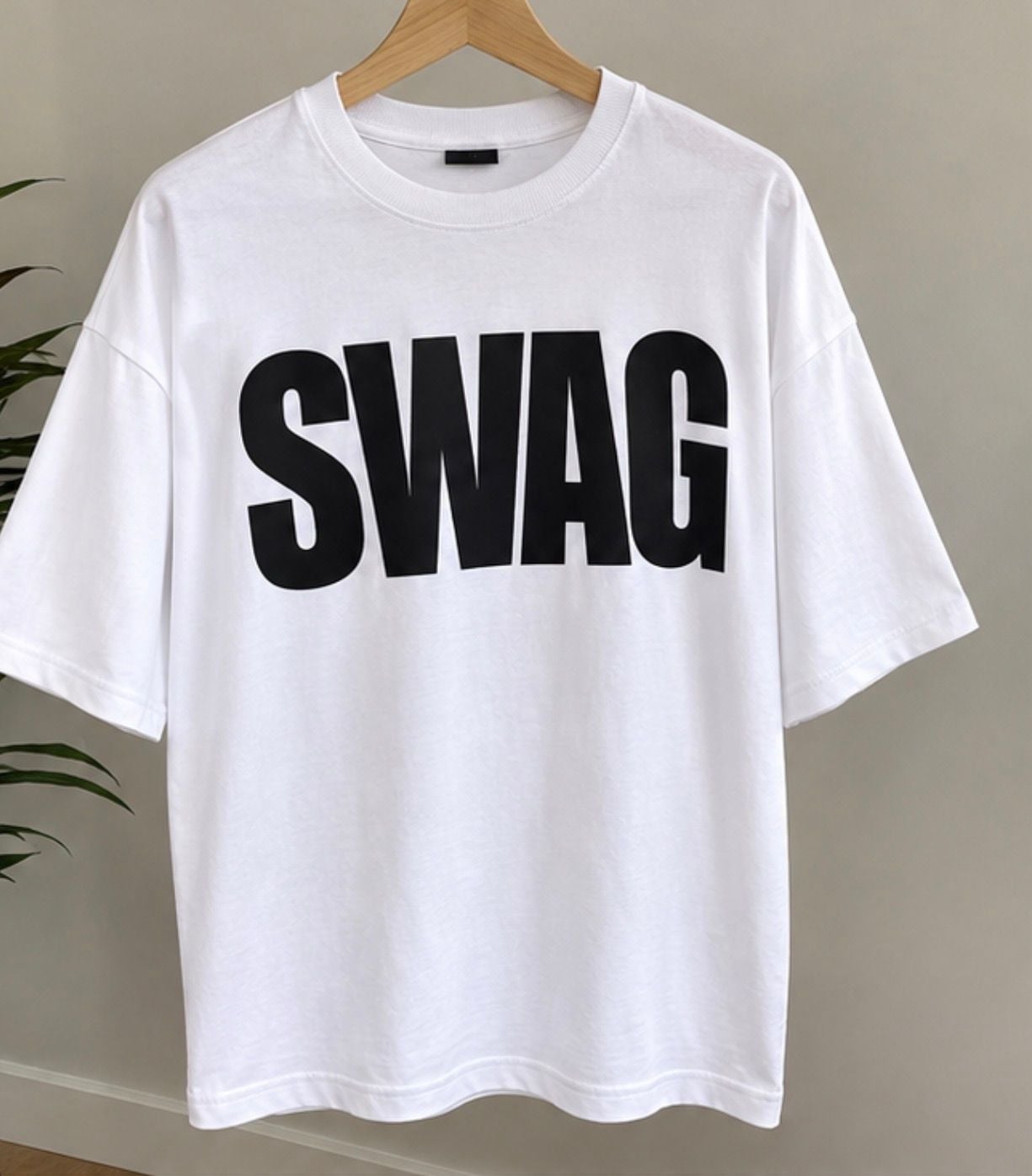 SWAG Graphic T-Shirt White Size M 2