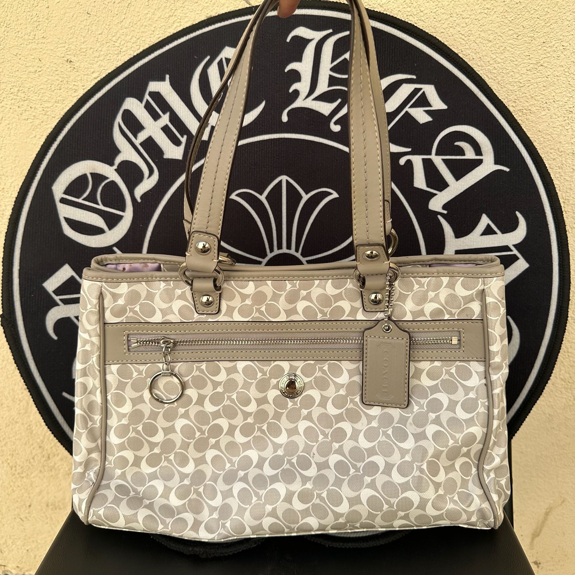 Coach Signature Coated Canvas Gallery Tote Bag Grey Beige 2