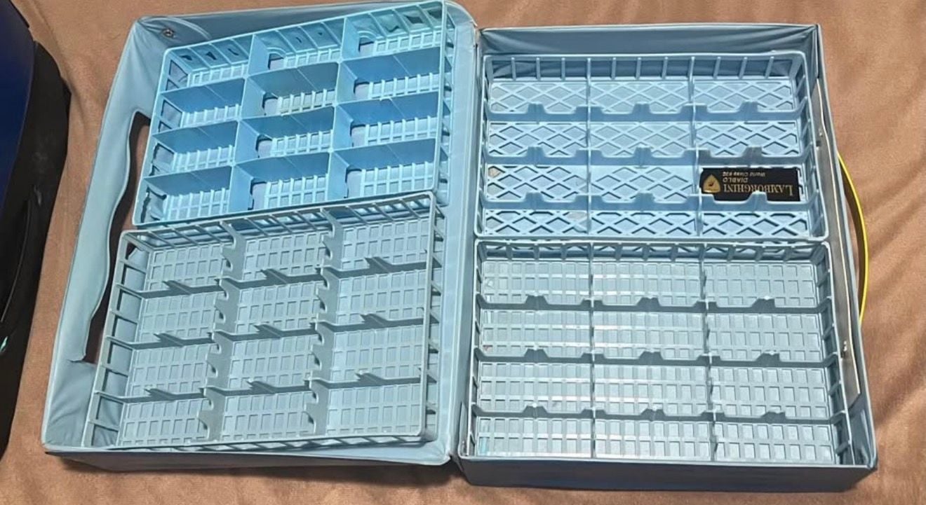 Vintage Matchbox Carry Case 2