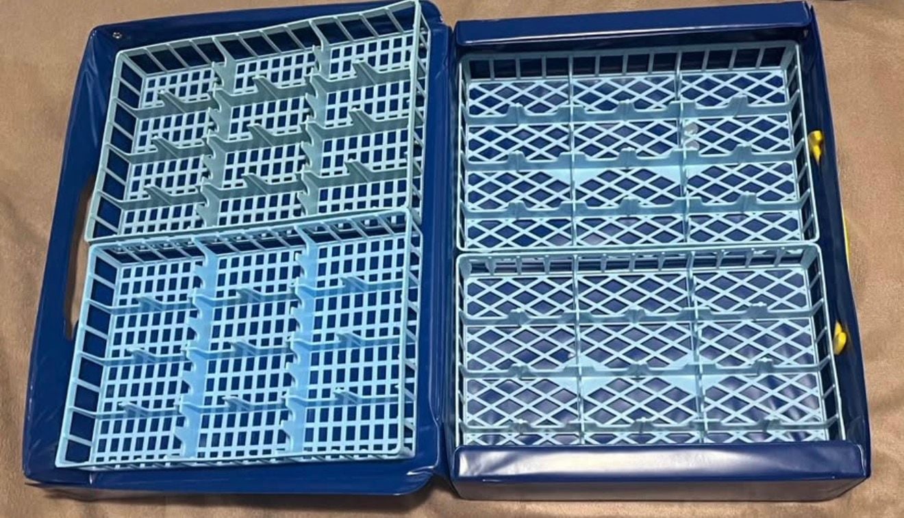 Vintage Matchbox Carry Case 6