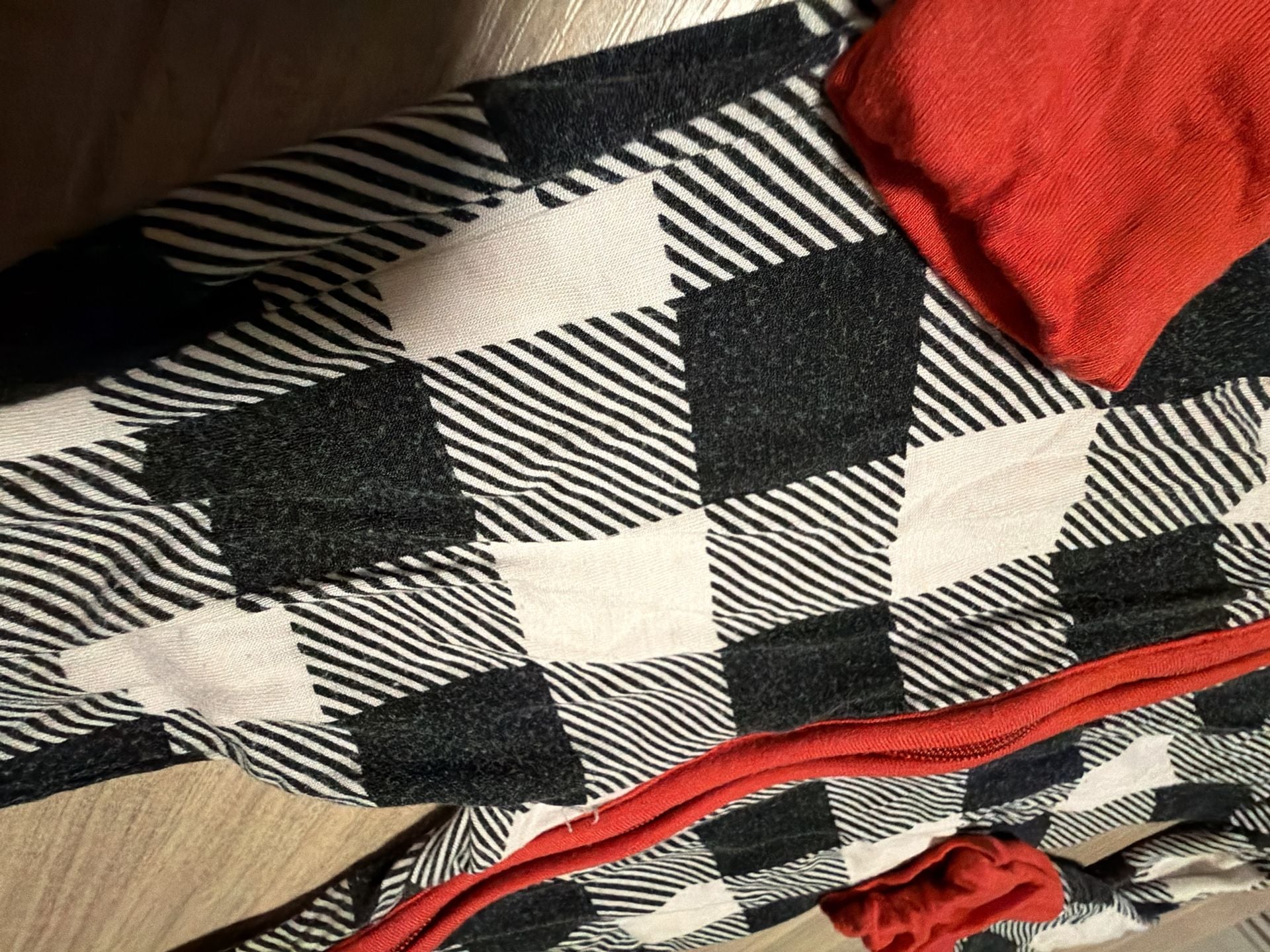 3-6 m Little Sleepies Pajama Set Black White Plaid Red Zipper Long Sleeve Footed 6