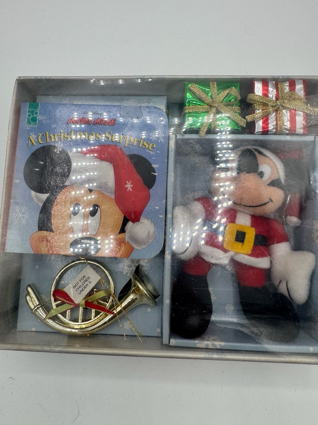 Vintage Y2K Mouse Works Mickey Mouse A Christmas Surprise Box Set 1