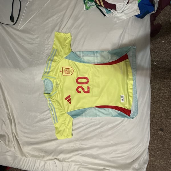 Adidas Spain 2024-25 Away Football Jersey Size S Pedri #20