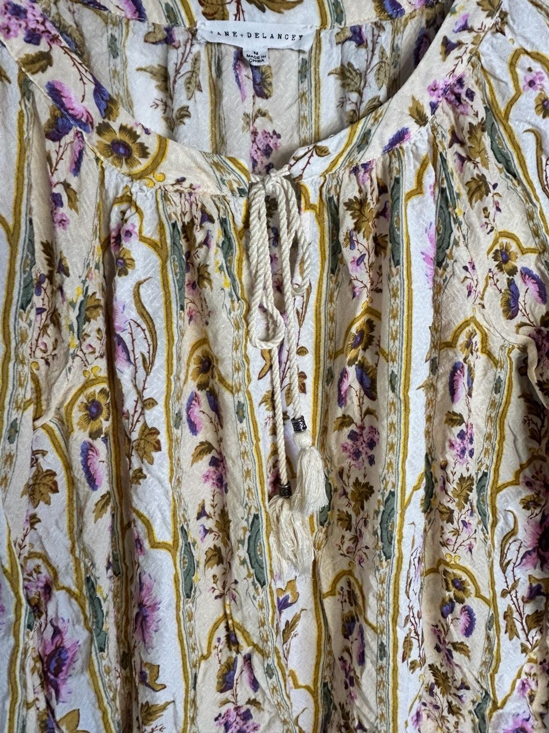 Jane + Delancey Floral Top Blouse Size M Tie Neck Long Sleeve Flowy Cottage 7