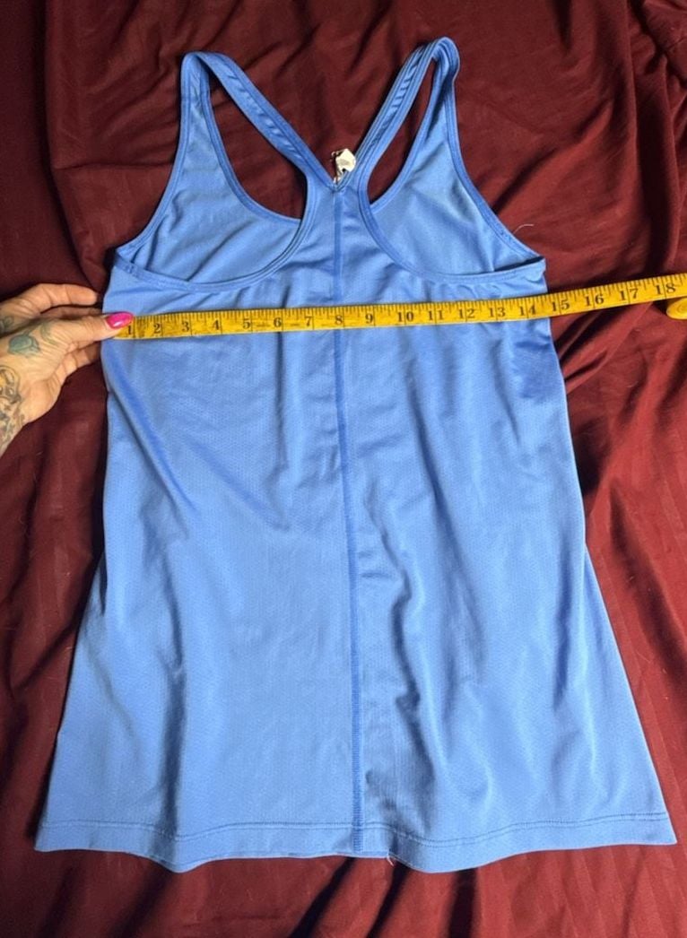 Under Armour HeatGear Armour Racer Tank Size S Blue Athletic Workout Top with 6