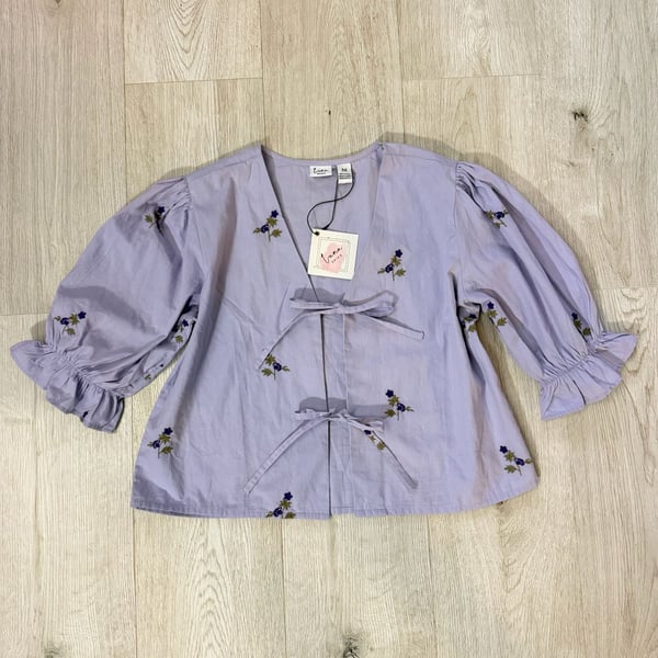 Luna Skies Blouse Size M Lavender Cotton Embroidered V-Neck Puff Sleeve Top