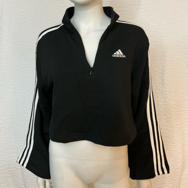 Adidas Size S Women’s Essentials 3-Stripes Open Hem Quarter Zip Sweatshirt