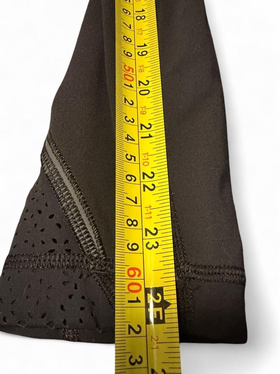 Lululemon Tight Stuff Tight II Size 4 Black Leggings 7