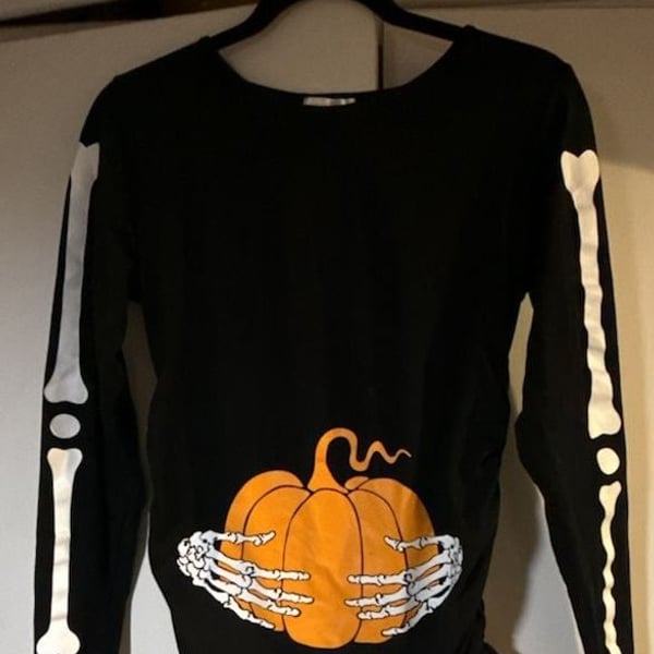 Ehome Maternity Halloween Shirt Size Medium Black Long Sleeve Pumpkin In The Oven