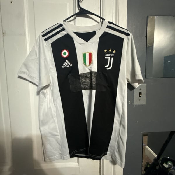 Adidas Juventus Cristiano Ronaldo 2018/19 Home Jersey Size S