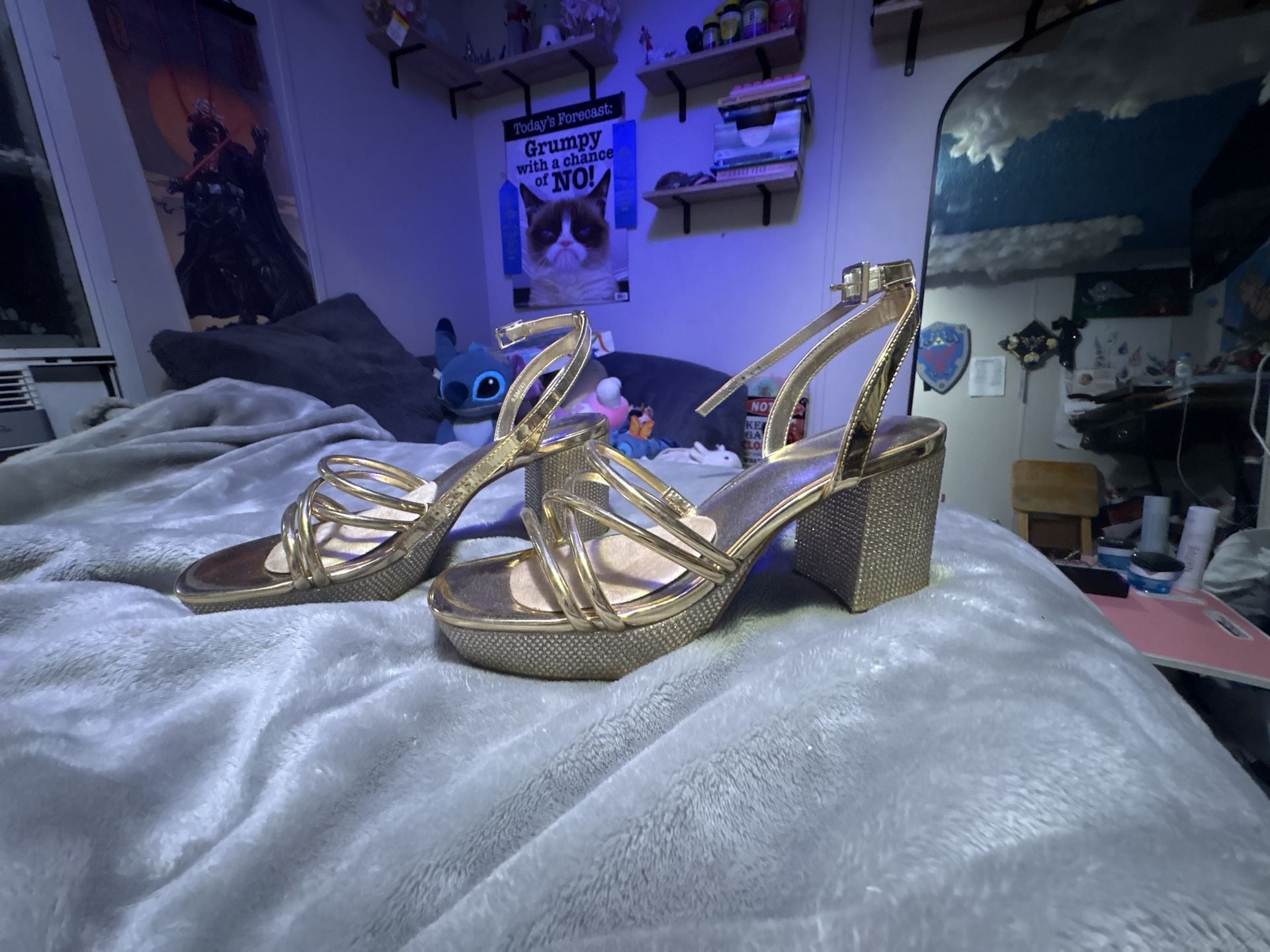 De Blossom Sotty-10 Gold Metallic Block Heels Sandals 2