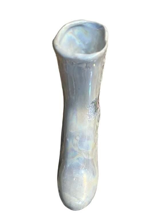 VINTAGE CERAMIC VICTORIAN LUSTERWARE TINY CREAM BOOT VASE FLOWER MID CENTURY 2