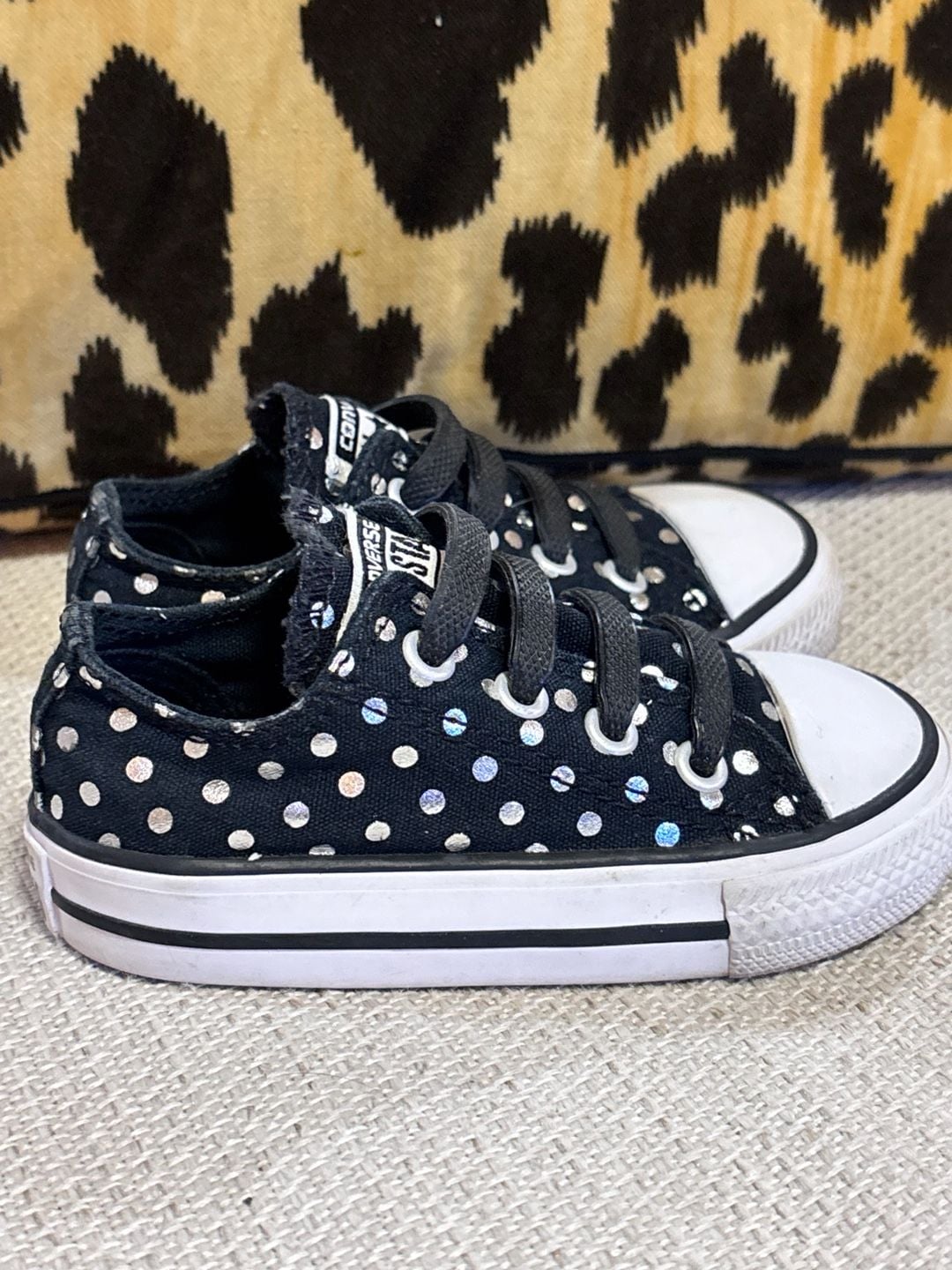 Converse Chuck Taylor kids All Star Polka Dot Ox Sneakers sz5 4