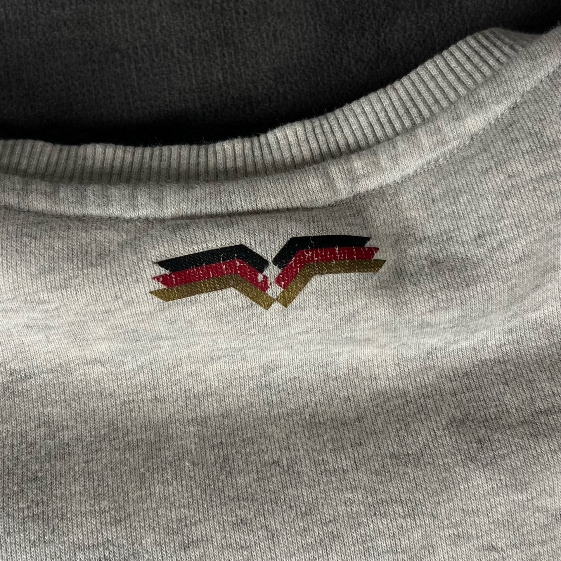 Adidas x Germany DFB Pullover Gray Embroidered Crewneck Pullover Size Medium 8
