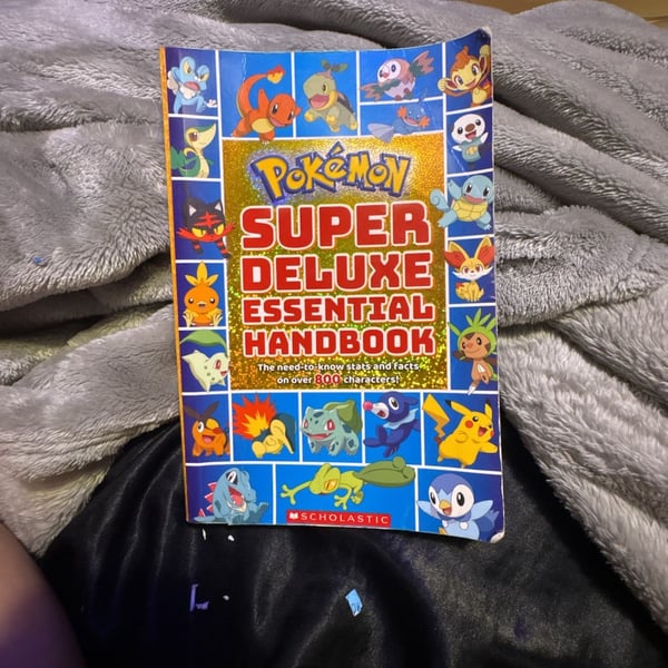Pokemon: Super Deluxe Essential Handbook - Complete Extra Book for Sun & Moon - .com,