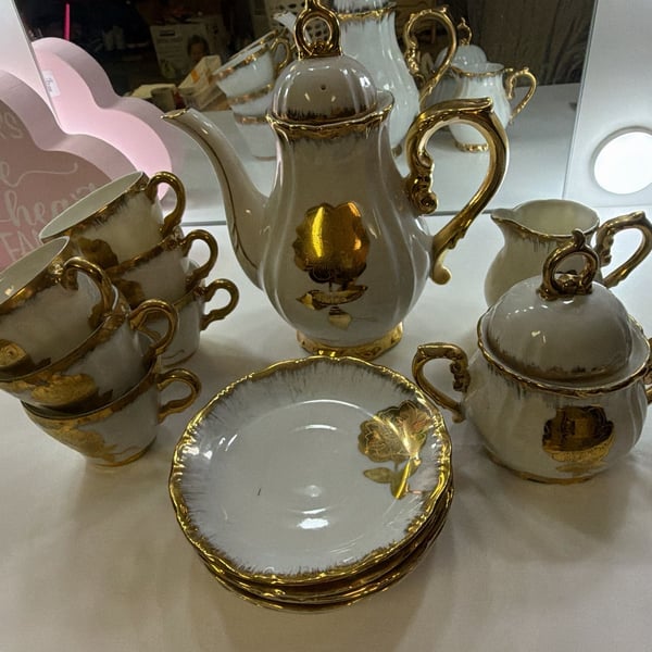 Vintage Japan Gold Rose Tea Set
