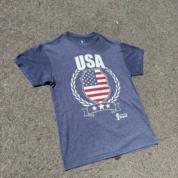 FIFA World Cup Brasil USA T-Shirt Size M Blue Graphic Tee