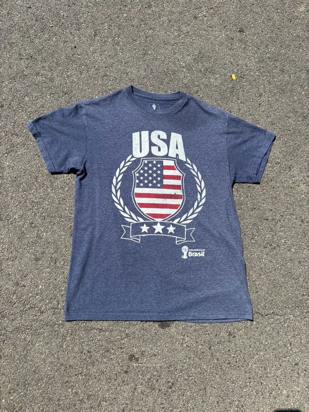 FIFA World Cup Brasil USA T-Shirt Size M Blue Graphic Tee 4