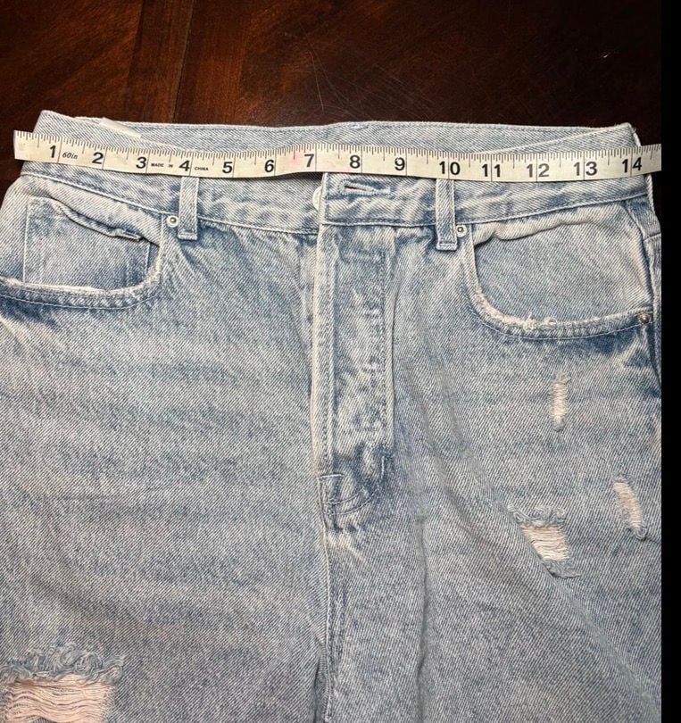 PacSun Women’s Light Wash Distressed Ripped High Rise Straight Leg Jeans 28x25 3
