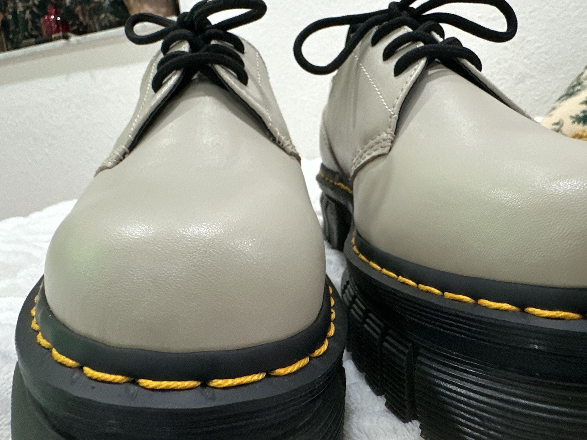 Dr. Martens Audrick 3-Eye Shoe Cobblestone Grey Nappa Lux Platform 10