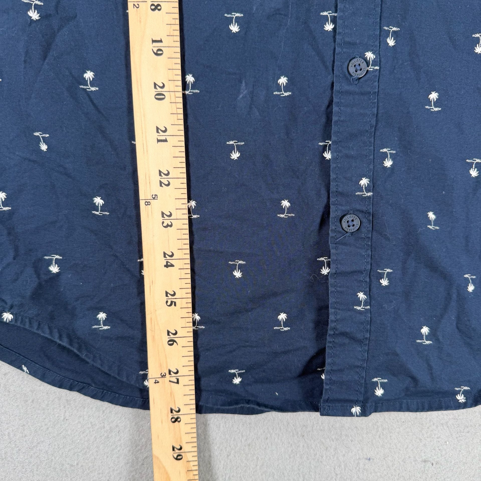 Hollister Epic Flex Stretch Button Up Shirt Size M Navy Blue Palm Tree Print 3