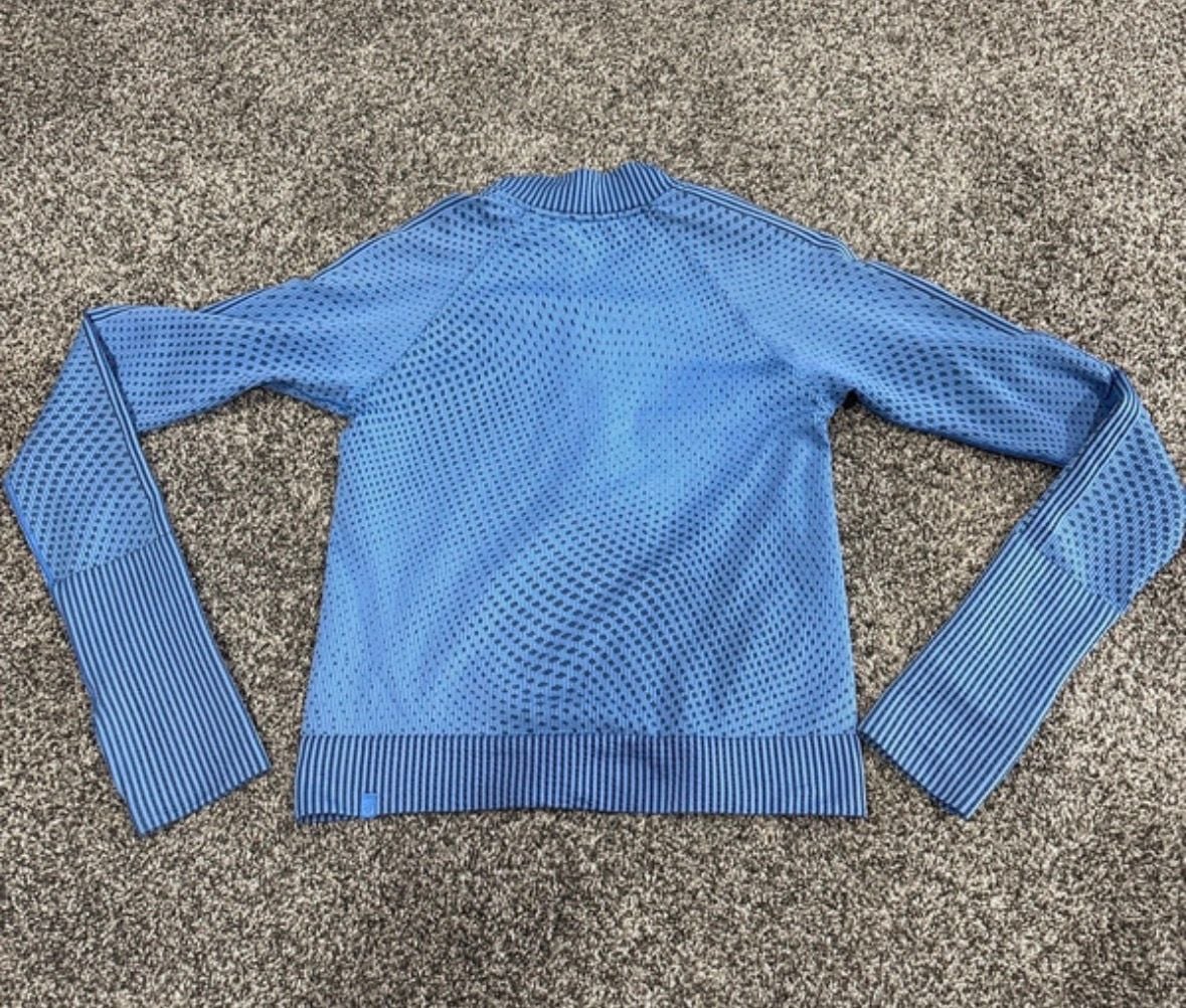 Lululemon Rest Less Cropped Half-Zip Pullover Blue Grid Warp 3