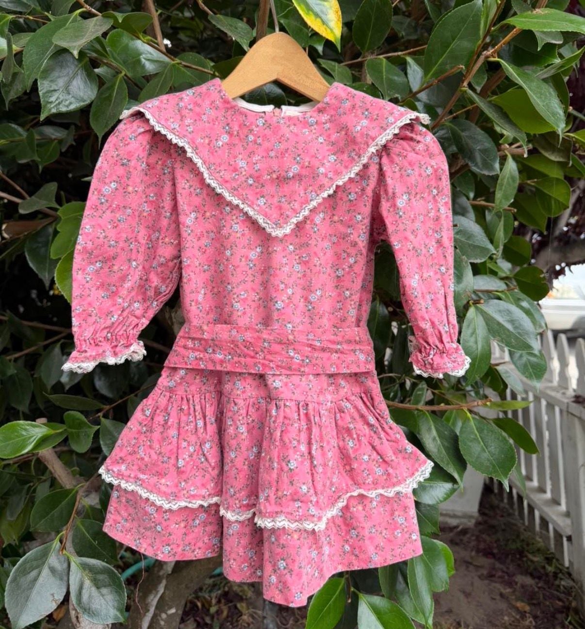 Vintage Amanda Fogg Ditsy Floral Lace Ruffle Dress 2