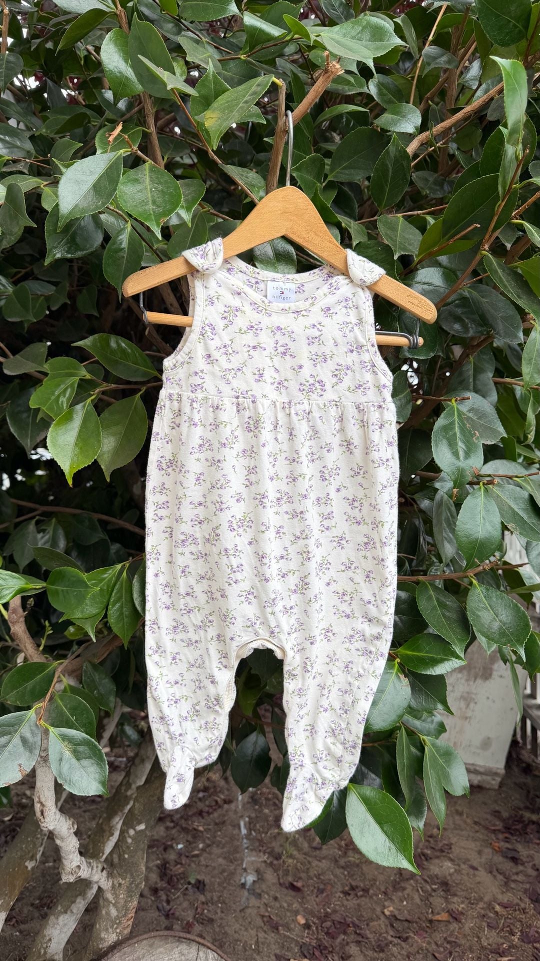 Tommy Hilfiger Baby Romper Floral Print Footed Jumpsuit 3