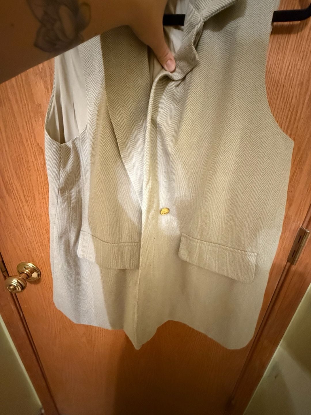 EMERY ROSE Sleeveless Blazer Vest Size 1XL Beige Herringbone Lapel Pocket 3