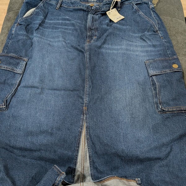 a.n.a Denim Cargo Midi Skirt Size 24W High-Rise Blue