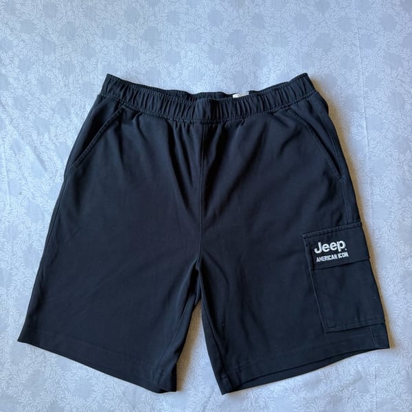 Jeep American Icon Black Cargo Shorts with Pockets and Drawstring Waist