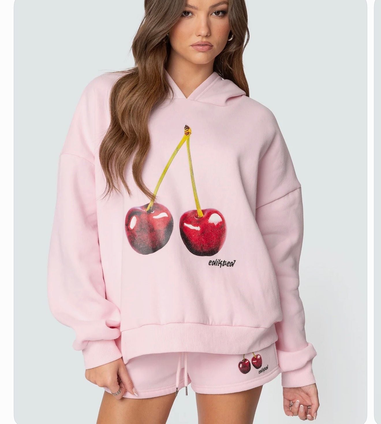 Edikted Mon Cheri Hoodie Light Pink 1