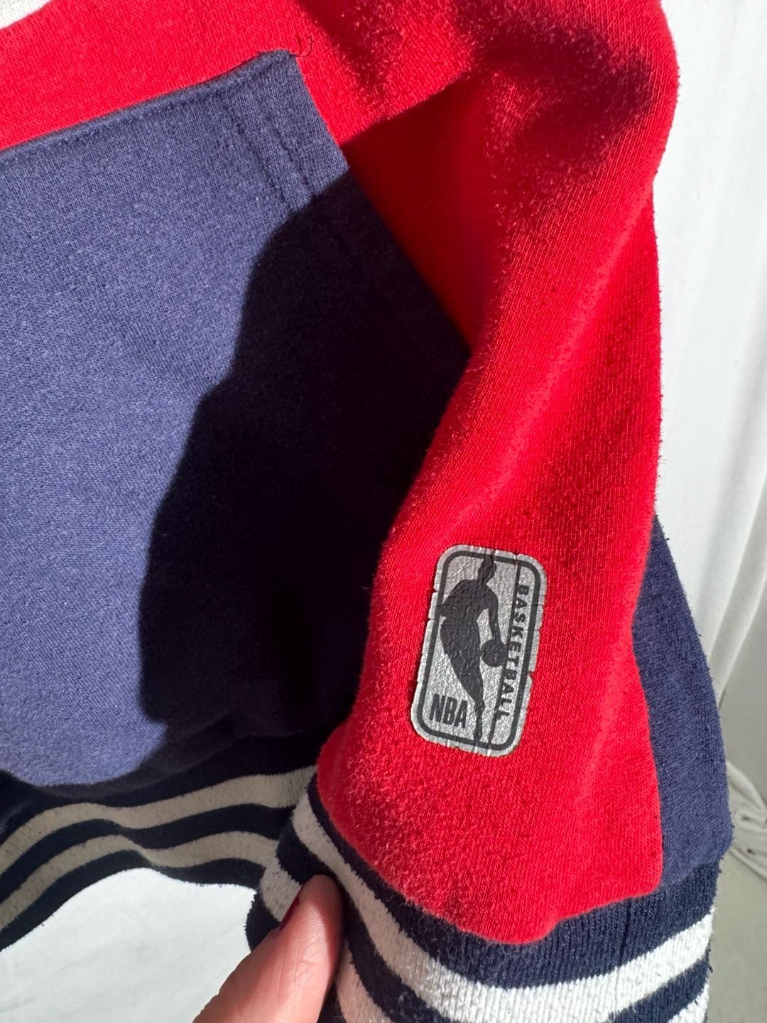 NBA Mens Hoodie Colorblock Logo Striped Cuff Fleece Red Navy Youth 10-12 4