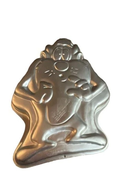 Vintage Wilton Tasmanian Devil Taz Cake Pan 1995 Looney Tunes 3